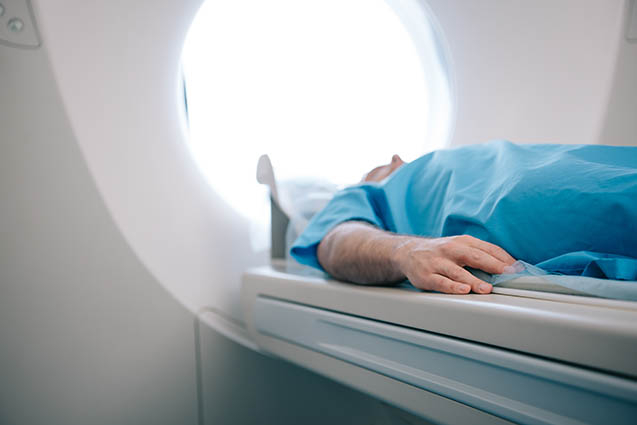 Patient im MRT